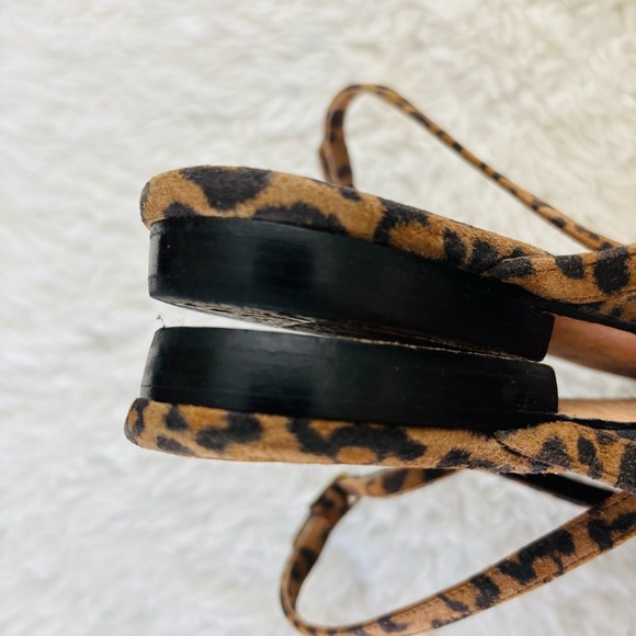 Manolo Blahnik Leopard Suede Leather Thong Flat Sandals size 38 US 7 - Picture 14 of 16